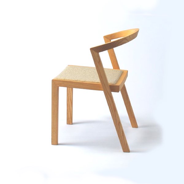 U chair［宮崎椅子製作所］